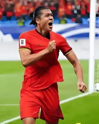重庆铜梁龙幸好没引进这位国安锋霸！留队后至今没登场，引发热议